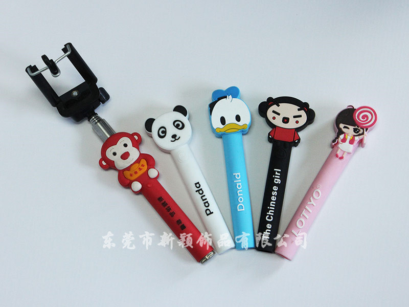  硅膠手機(jī)套，自拍桿 